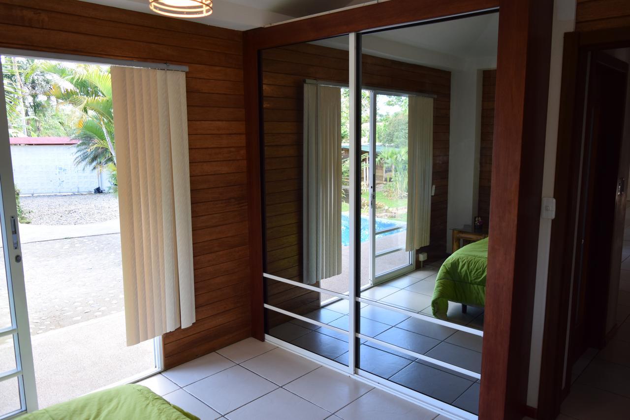 Wisdom Garden Tena Ngoại thất bức ảnh